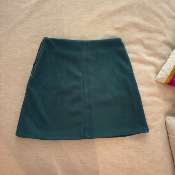 Velvety Green Skirt by Simons (TWIK) - Size Small - Picture 4 of 9